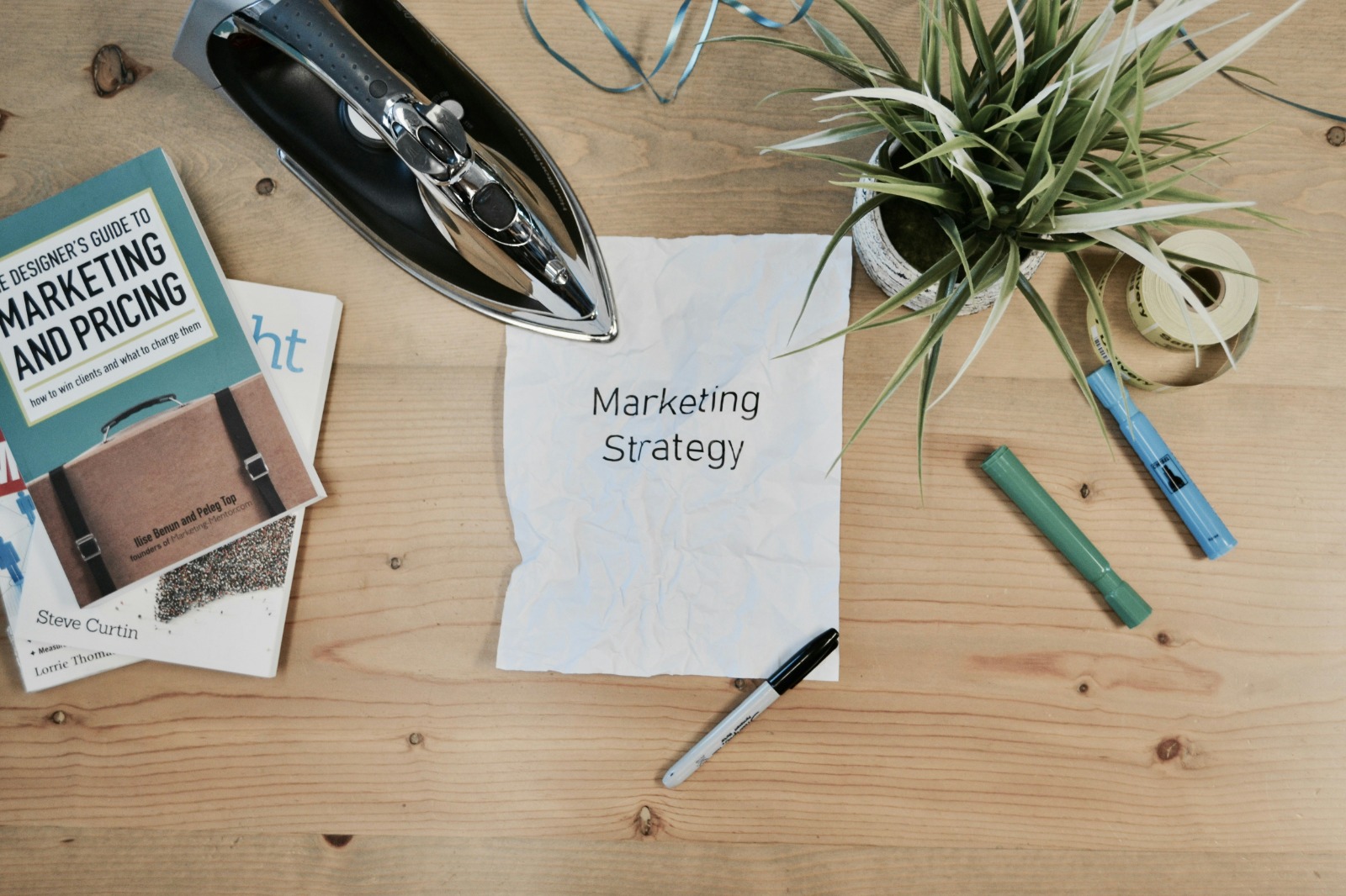 Marketing & PR